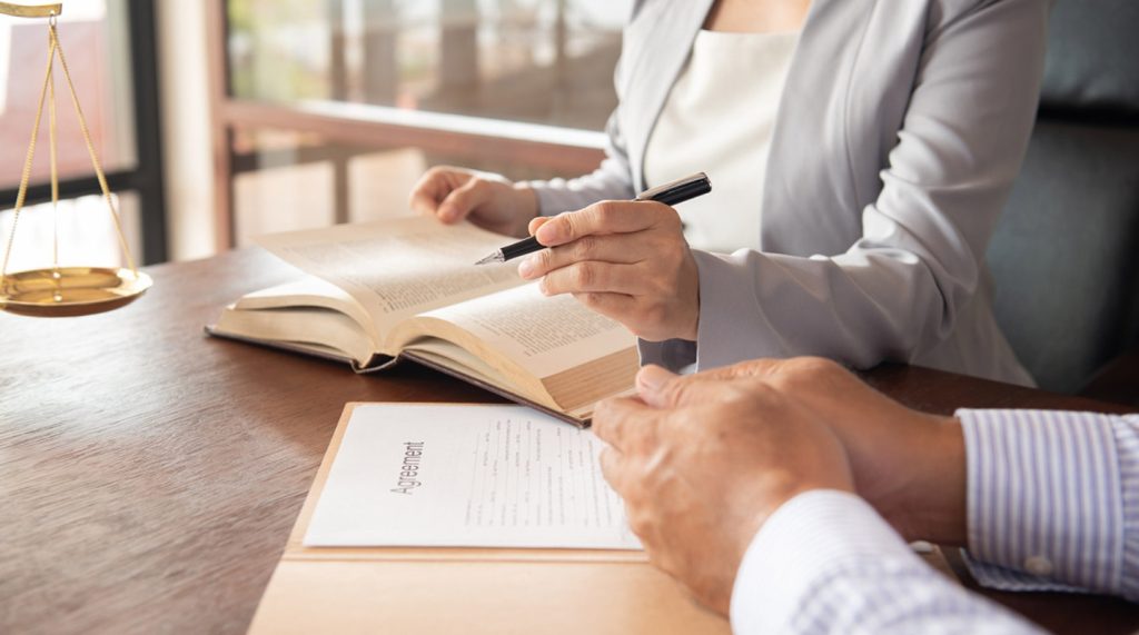 Tư vấn pháp luật lao động